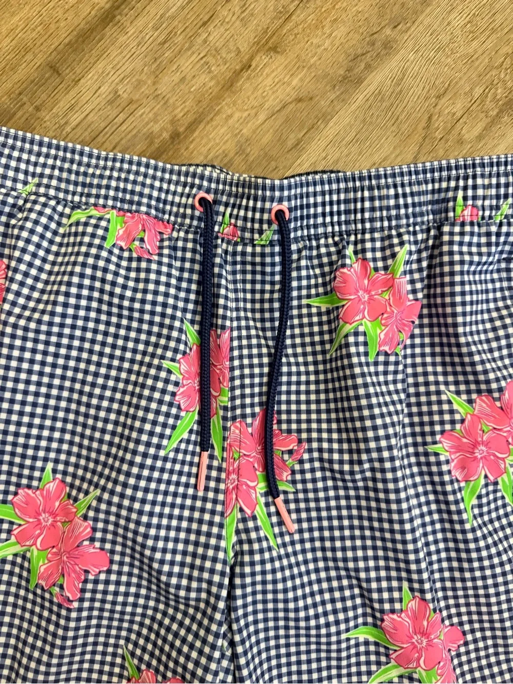 Vineyard Vines • Printed Chappy Swim Trunks